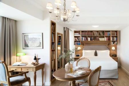 Legacy Gastro Suites - 88