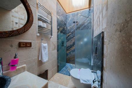 Roma Cave Suite - 76