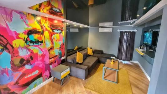 Letstay - 8