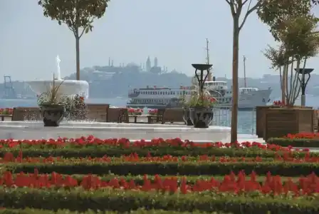 Four Seasons Istanbul at the Bosphorus - 16