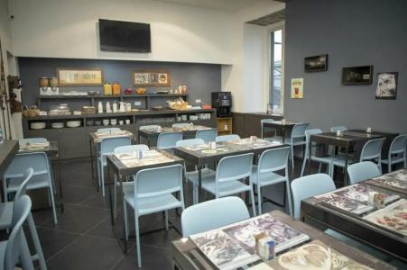 Ideal City Walk - 13