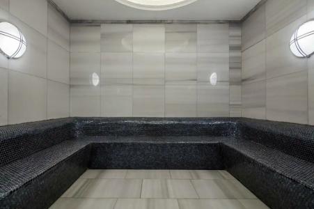 DoubleTree by Hilton Istanbul Topkapi - 38