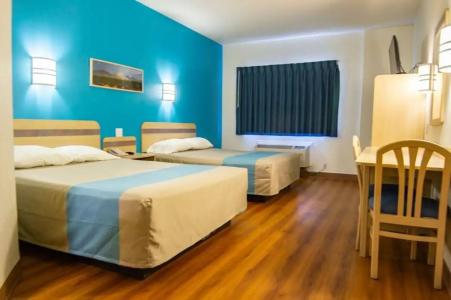 Motel 6-Las Cruces, NM - Telshor - 38