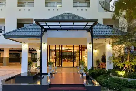 Ruenthip Pattaya - 2