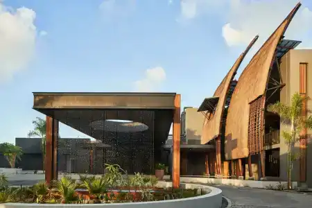 LUX* Grand Baie Resort & Residences - 10