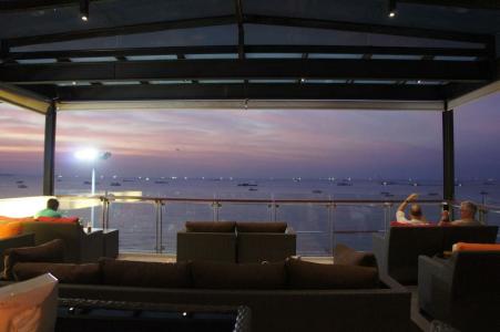 Serenotel Pattaya - 90