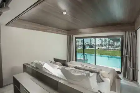 Paloma Finesse Side - 84