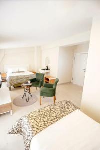 The Corner Inns By Suit - 2