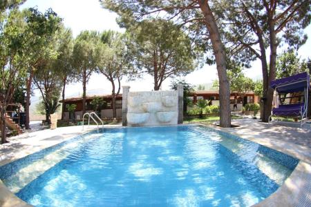 Atillas Getaway - 61