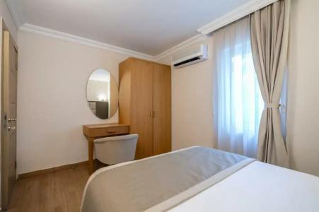 Moonshine & Suites - 47