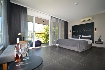 Sun By En Vie Beach - 92