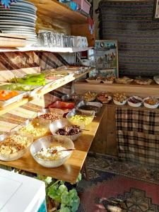 Falcon Cave Suites - 37