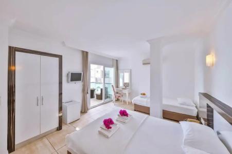 Linda Beach Class - 53