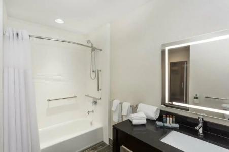 Wingate by Wyndham Miami Airport - 61