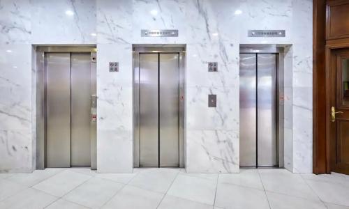 Gran Flamingo-Adults Only - 21