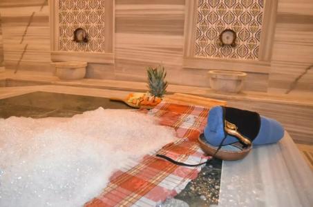 Karpalas City & Spa - 9