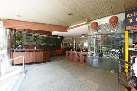 Ruamchitt Plaza - 82