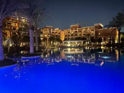 Saadiyat Rotana Resort and Villas - 25