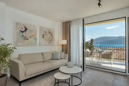 Lazure & Marina - 51