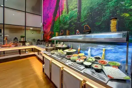 Royal Regency Suites Marina - 15