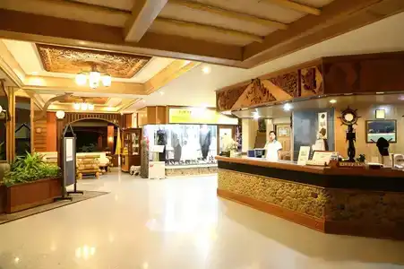 Aloha Resort - 1