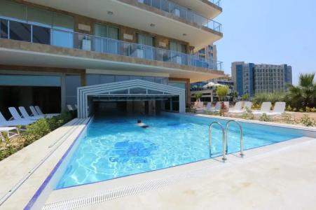 Charisma De Luxe - 12