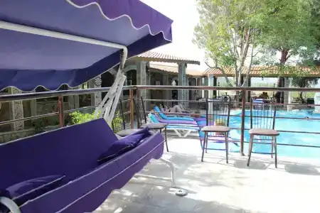 Atillas Getaway - 12