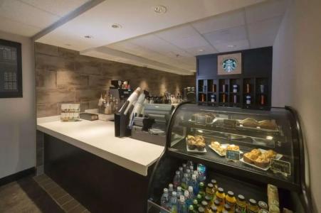 Hilton Kansas City Airport - 62