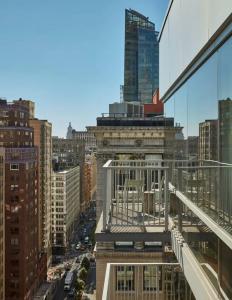 Mondrian Park Avenue - 61