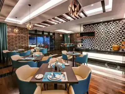 Novotel Sharjah Expo Centre - 15
