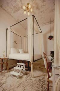 Shila Athens - 4