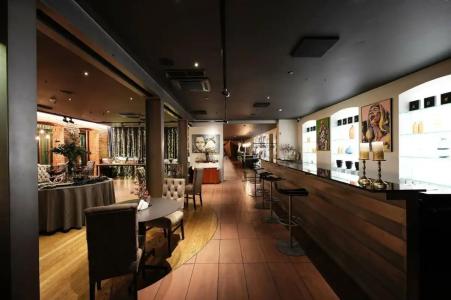 Jazz Navalis, Tubinass - 98