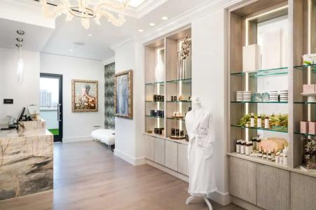 Grand Bohemian Charlotte, Autograph Collection - 19