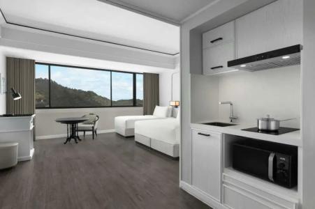 Courtyard by Marriott Phuket Town - 72