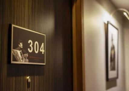 Best Western Premier Le Patio des Artistes Wellness Jacuzzi - 27