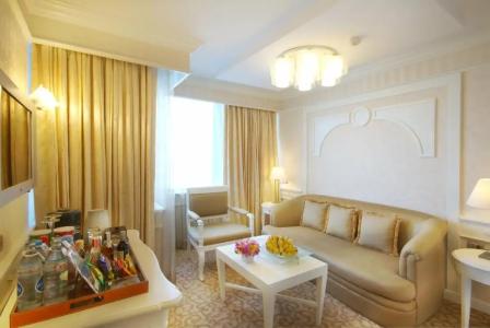 DoubleTree by Hilton Bangkok Ploenchit - SHA Plus Certified - 23