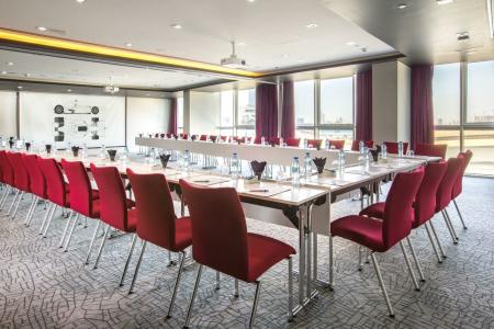 Park Inn by Radisson Dubai Motor City - 35