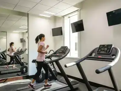 Ibis One Central - 65