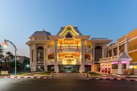 Recenta Style Phuket Town - SHA Plus - 4