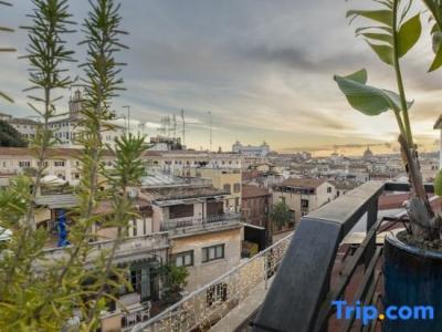 U-Visionary Roma - 24