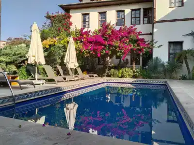 Tuvana - 61