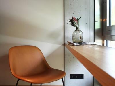 THE FLAG West M. - 54