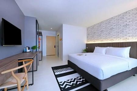 Ruenthip Pattaya - 82