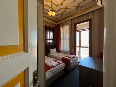 Le Safran Suite - 93