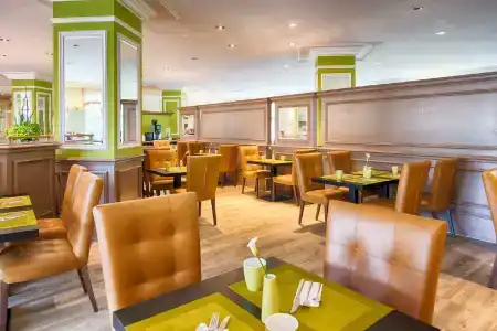 Leonardo Hamburg Stillhorn - 51