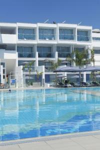 Limanaki Beach & Suites - 47