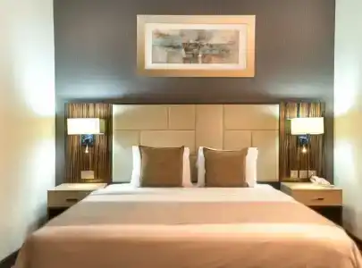 Hawthorn Suites by Wyndham Abu Dhabi City Center - 59