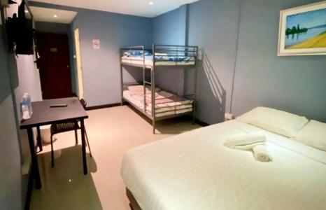 The Little Pig Sukhumvit - 50