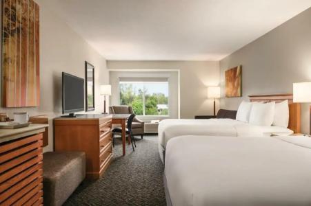 Radisson Portland Airport - 2