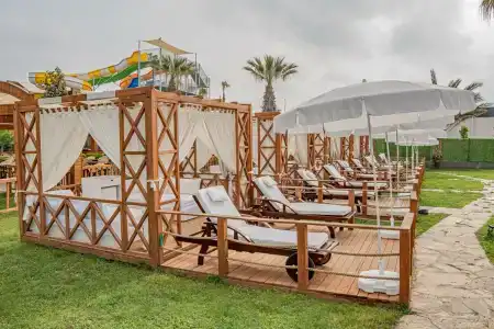 Aydinbey Famous Resort - 28